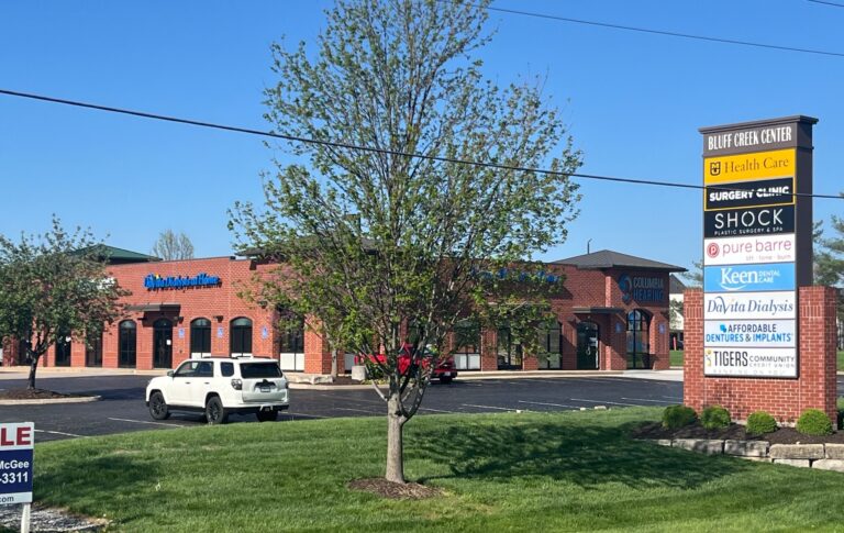 View of outside of Bluff Creek Center where Columbia Hearing Center is located